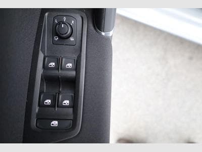 VW Touran Comfortline BMT/Start-Stopp (2026) - Photo 8