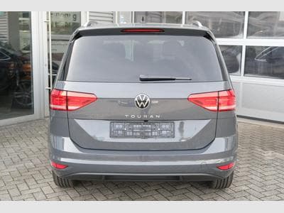 VW Touran 1.5 TSI DSG (2026) - Photo 4
