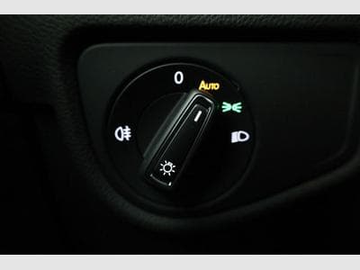 VW Touran Comfortline BMT/Start-Stopp (2026) - Photo 8