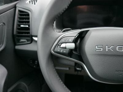 Skoda Karoq Selection 2.0 TDI DSG 4x4 (2026) - Photo 14