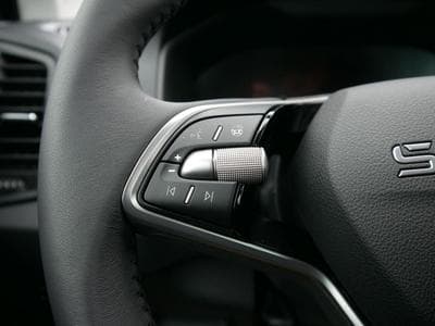 Skoda Karoq Selection 2.0 TDI DSG 4x4 (2026) - Photo 12