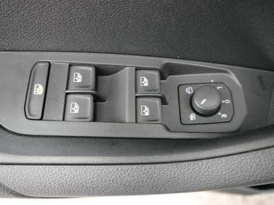 Skoda Karoq Selection 2.0 TDI DSG 4x4 (2026) - Photo 10