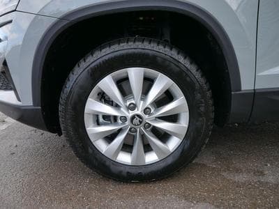 Skoda Karoq Selection 2.0 TDI DSG 4x4 (2026) - Photo 4