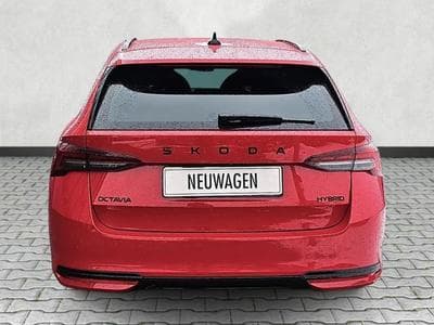 Skoda Octavia 1.5 TSI mHEV 110 kW Sportline (2026) - Foto 6