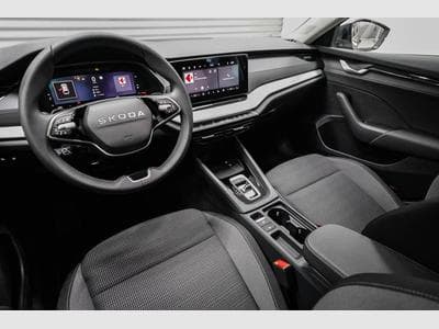 Skoda Octavia Kombi 1,5 eTSI (2026) - Foto 6