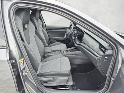 Skoda Octavia 1.5 TSI mHEV 110 kW Sportline (2025) - Foto 10