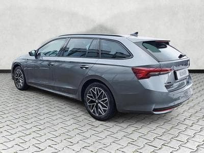 Skoda Octavia 1.5 TSI mHEV 110 kW Sportline (2025) - Foto 5