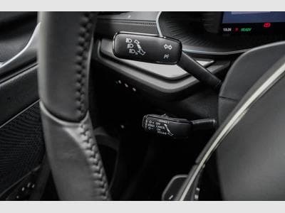 Skoda Octavia Kombi 1,5 eTSI (2026) - Foto 10