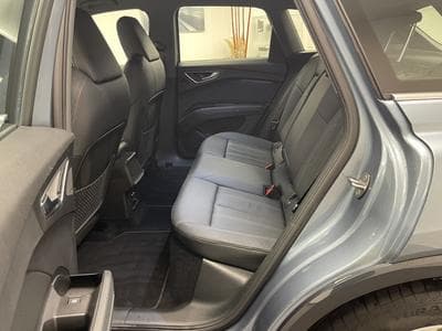 Audi Q4 e-tron 204 CV / 150 KW (2021) - Photo 6