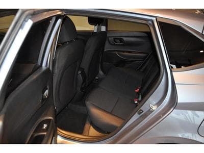 Hyundai i20 TECHNO 100 AUTO7 (2025) - Photo 10