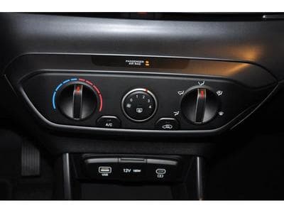 Hyundai i20 TWIST 1.0 90 MAN5 (2026) - Photo 15