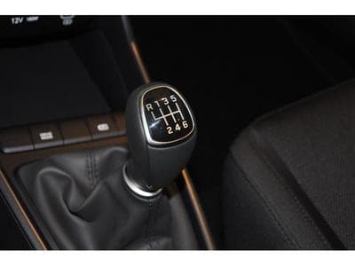 Hyundai i20 TWIST 1.0 90 MAN5 (2026) - Photo 7