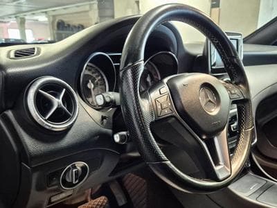 Mercedes CLA 220 CDI URBAN AUTO LED CUIR NAVI (2014) - Photo 9