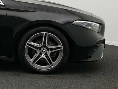 Mercedes A 200 d AMG-Line Multi+Kamera+Ambi (2024) - Foto 8