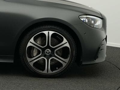 Mercedes E 450 4M AMG-Line Cpe Multi+Pano+360°+Memo+Burm (2023) - Photo 10