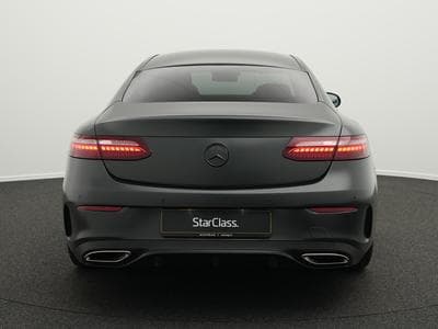 Mercedes E 450 4MATIC AMG-Line Cpe Pano+360°+Memo+Burm (2023) - Foto 4