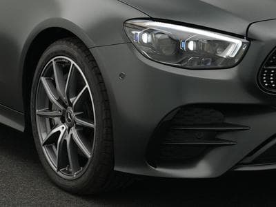Mercedes E 450 4MATIC AMG-Line Cpe Pano+360°+Memo+Burm (2023) - Foto 9