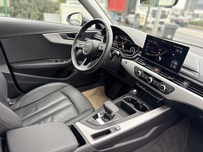 Audi A4 AVANT 35 TDI 163 S-LINE S-TRONIC * GARANTIE 36 MOIS * (2023) - Photo 6