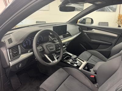 Audi Q5 S line 50 TFSI e quattro 299 CV / 220 kW S tronic (2024) - Photo 4