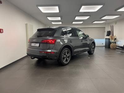 Audi Q5 S line 50 TFSI e quattro 299 CV / 220 kW S tronic (2024) - Foto 7