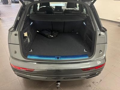 Audi Q5 S line 50 TFSI e quattro 299 CV / 220 kW S tronic (2024) - Photo 8
