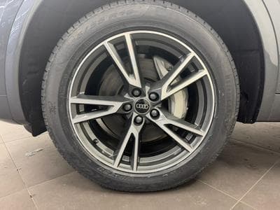 Audi Q5 S line 50 TFSI e quattro 299 CV / 220 kW S tronic (2024) - Foto 9