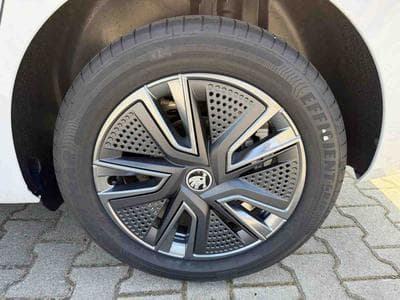 Skoda Fabia 1.0 TSi 110 DSG Selection (2025) - Photo 9