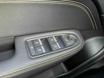 Renault Arkana 1.3 E-Tech Full Hybrid 145 EDC TECHNO (2025) - Photo 12