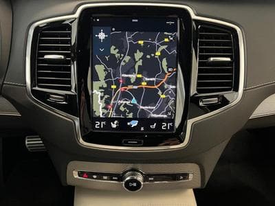 Volvo XC90 R-Design (2021) - Photo 10