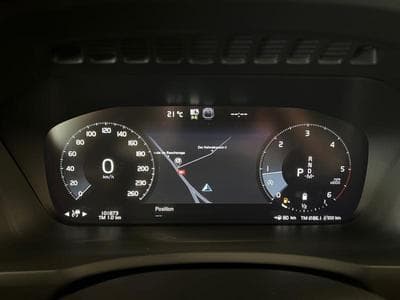 Volvo XC90 R-Design (2021) - Photo 12