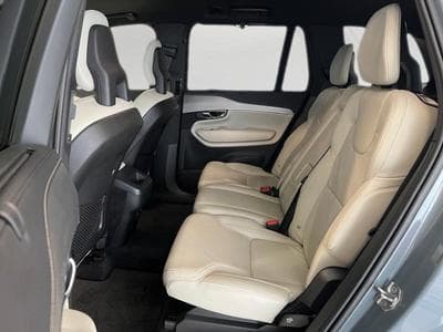 Volvo XC90 R-Design (2021) - Photo 13