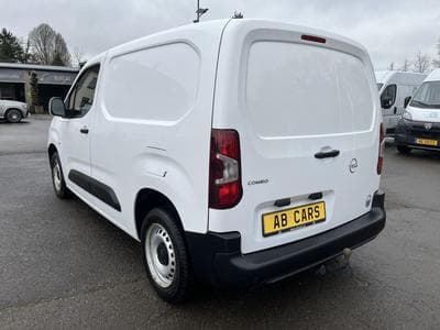 Opel Combo 1.6d 100cv Clim (2019) - Photo 8