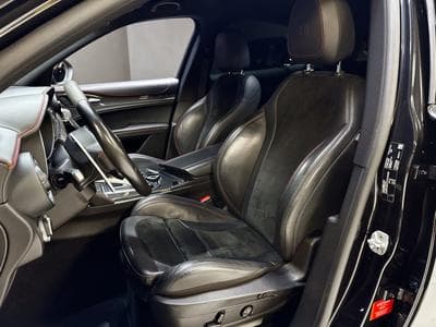 Alfa-Romeo Stelvio Quadrifoglio Q4 (2018) - Photo 10