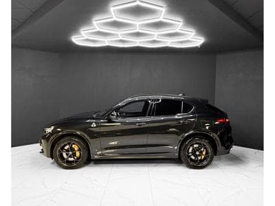 Alfa-Romeo Stelvio Quadrifoglio Q4 (2018) - Foto 2