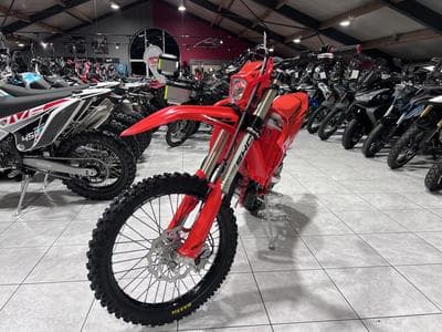 Beta RR 300 2T X-PRO (2026) - Photo 2