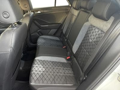 VW T-Roc 1.5 TSI R-Line DSG (2022) - Foto 10
