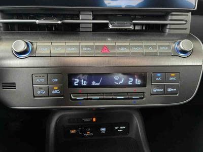 Hyundai Kona 1.0 T-GDI 101 Confort (2025) - Photo 15