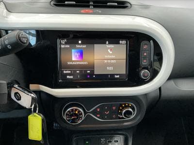 Renault Twingo E-TECH 100% el. INTENS (2022) - Photo 11
