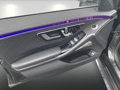 Mercedes S 580 e AMG Line Lang Energizing + Chauffeur (2024) - Photo 14