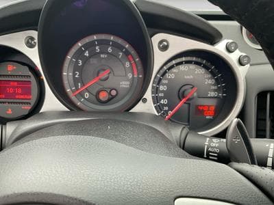 Nissan 370Z Roadster Pack (2018) - Photo 11