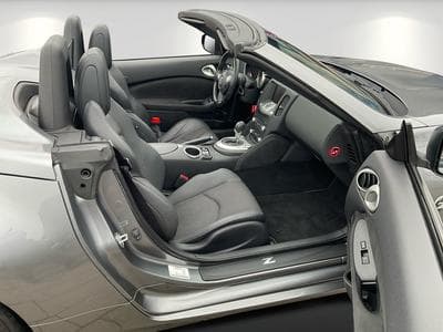 Nissan 370Z Roadster Pack (2018) - Photo 14