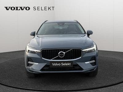Volvo XC60 B4 Core / Diesel (2023) - Foto 9