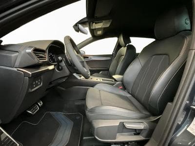 Cupra Leon DSG+Pure-Perf.+Navi+RearView (2024) - Photo 9