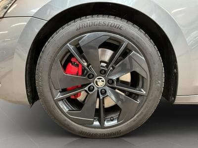 Skoda Octavia RS+DSG+Navi+LED+Digi+ (2024) - Photo 8