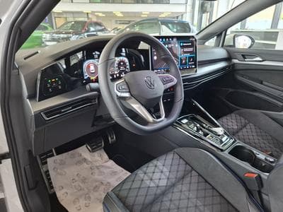 VW Golf NEW MODEL VIII 2.0 TDI 150  R-LINE CUIR NAVI 1 HAND (2025) - Photo 5