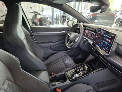 VW Golf NEW MODEL VIII 2.0 TDI 150  R-LINE CUIR NAVI 1 HAND (2025) - Photo 8