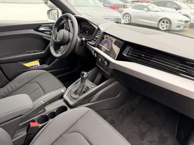 Audi A1 Allstreet 30 TFSI S tronic (2026) - Photo 3