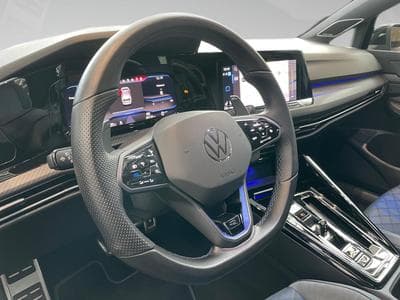 VW Golf 2.0 TSI VIII R Audio HARMAN/KARDON (2023) - Photo 8