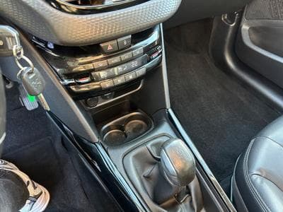 Peugeot 2008 2008 Allure *Navi*Teilleder*SHZ*LED*Euro6* (2016) - Photo 12