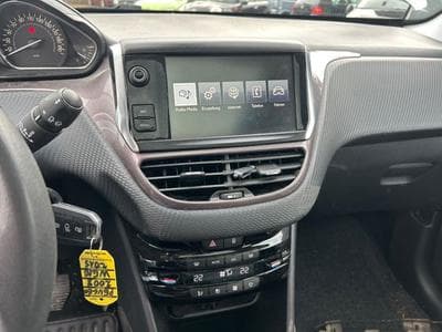 Peugeot 2008 2008 Style *Unfall Frontschaden* (2015) - Photo 10